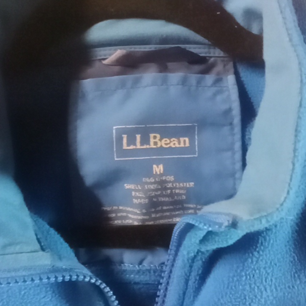 LL Bean jacket 2pc navy blue with blue fleece jacket size medium used slightly
